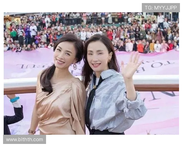 华娱之大娱乐家：分析娱乐圈多才多艺明星的影响力与粉丝经济的崛起